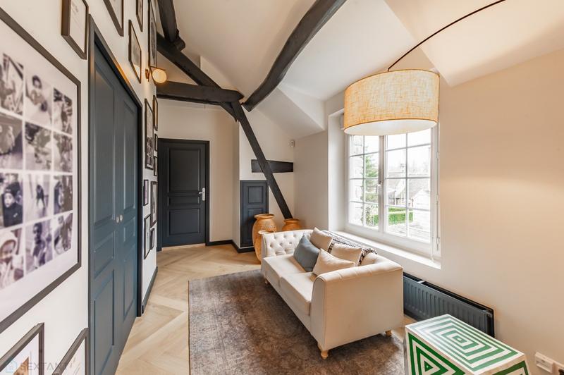 Maison - 200 m² - 6 pièces