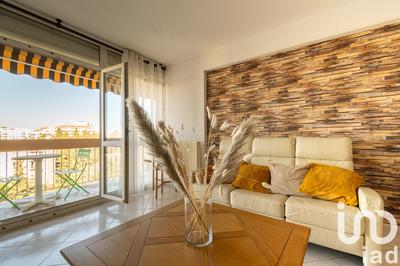 Appartement - 80 m² - 4 pièces