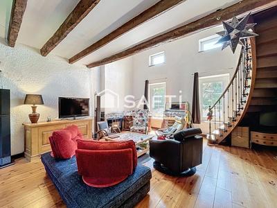 Maison - 166 m² - 7 pièces