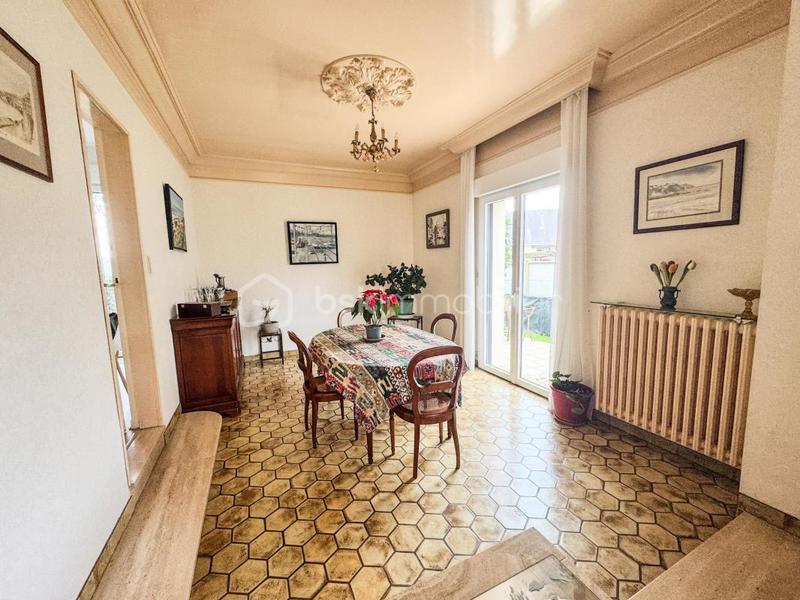 Maison - 149 m² - 7 pièces