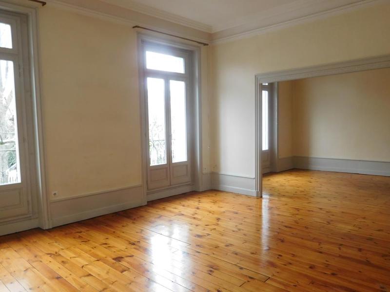 Appartement - 174 m² - 5 pièces