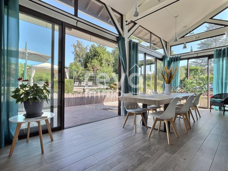 Maison - 190 m² - 6 pièces