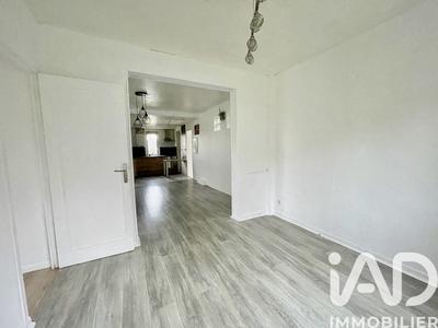 Maison - 81 m² - 4 pièces