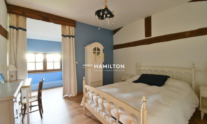 Maison de campagne - 370 m² - 10 pièces