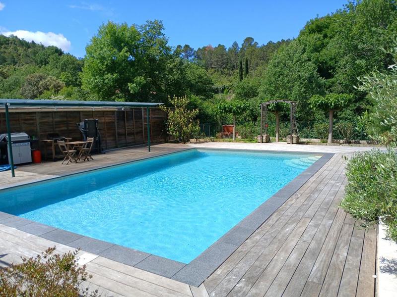 Demeure - 350 m² - 15 pièces