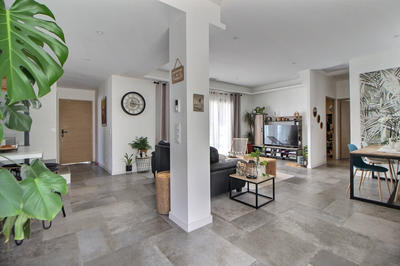 Maison - 175 m² - 5 pièces