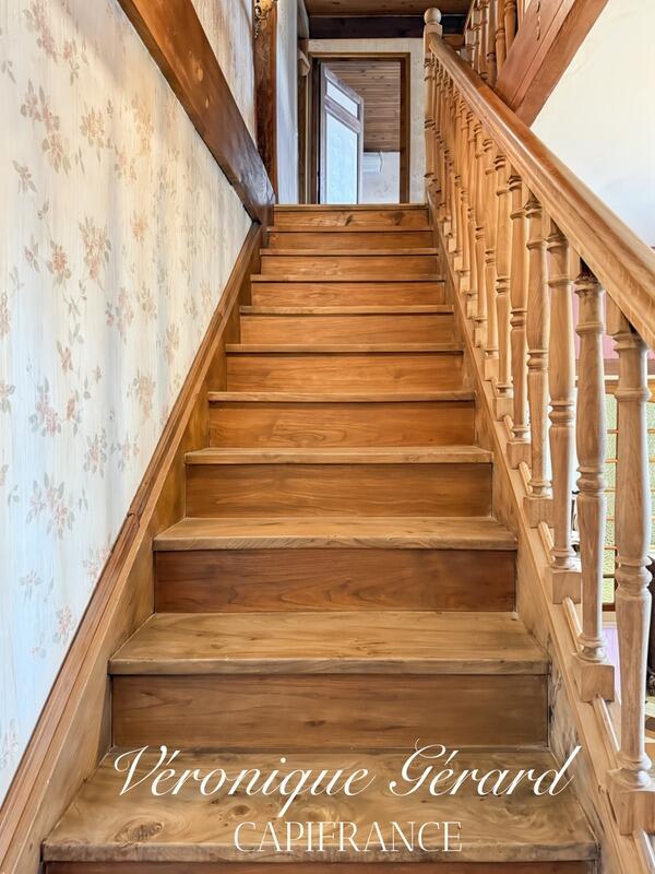 Maison - 143 m² - 5 pièces