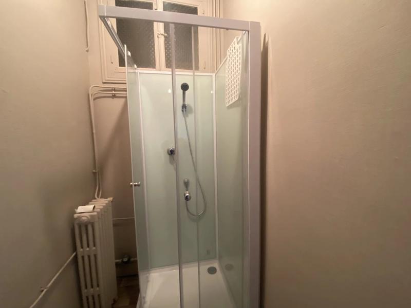 Maison - 220 m² - 11 pièces