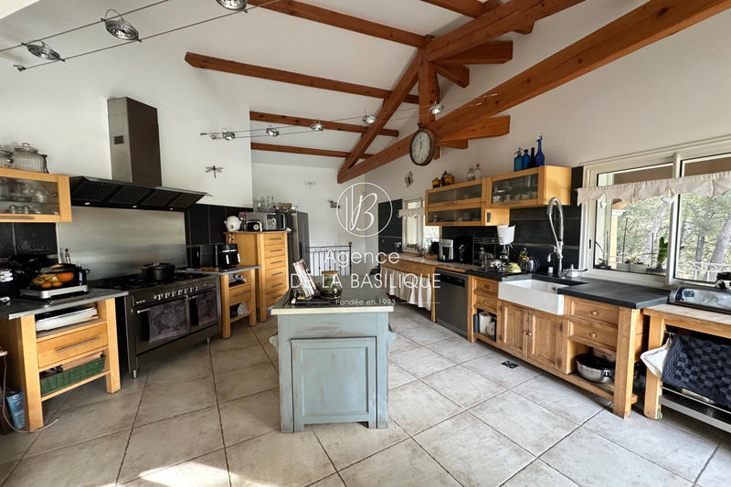 Maison - 178 m² - 5 pièces