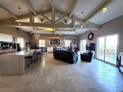 Villa - 250 m² - 7 pièces