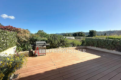 Villa - 92 m² - 4 pièces