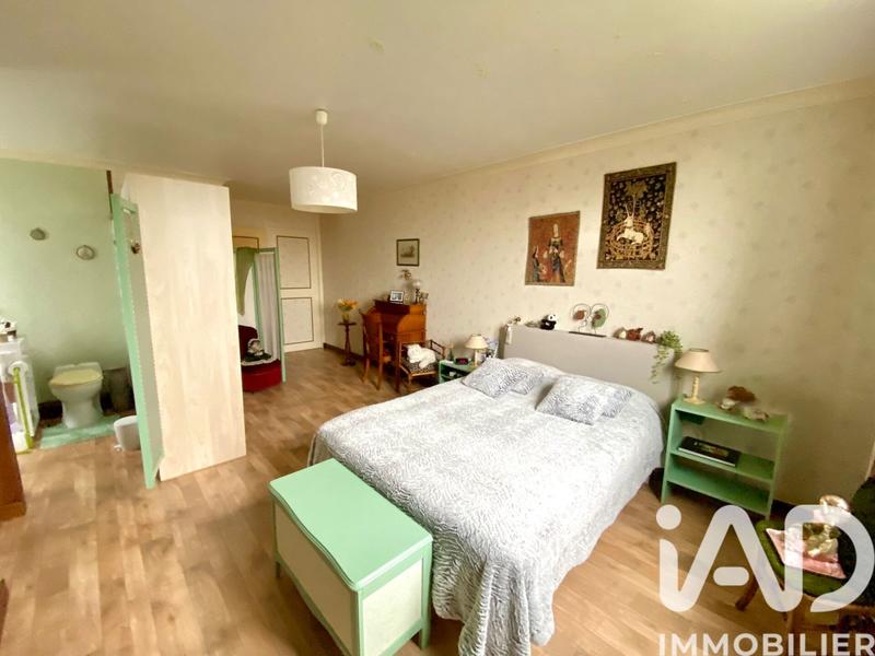 Maison - 180 m² - 7 pièces