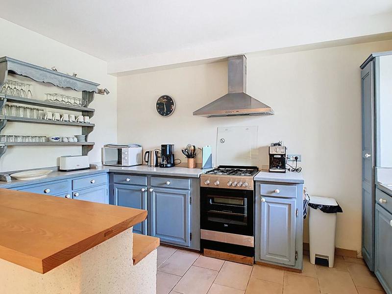 Maison - 440 m² - 13 pièces