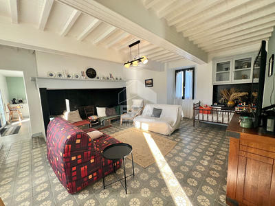 Maison - 166 m² - 5 pièces