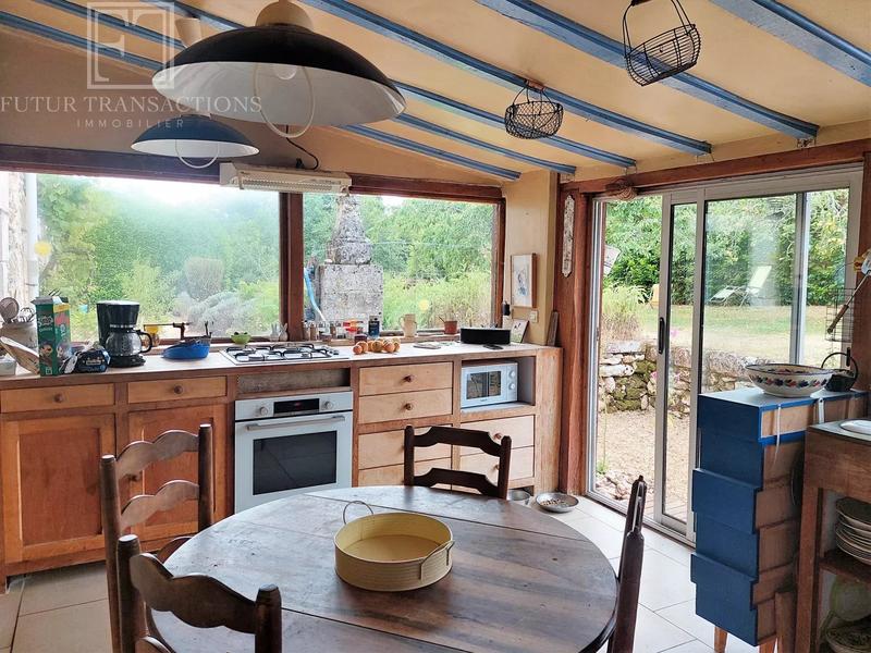 Maison - 390 m² - 16 pièces