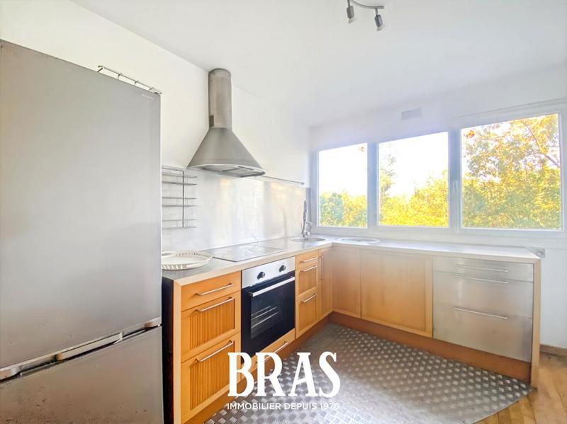 Appartement - 87 m² - 5 pièces