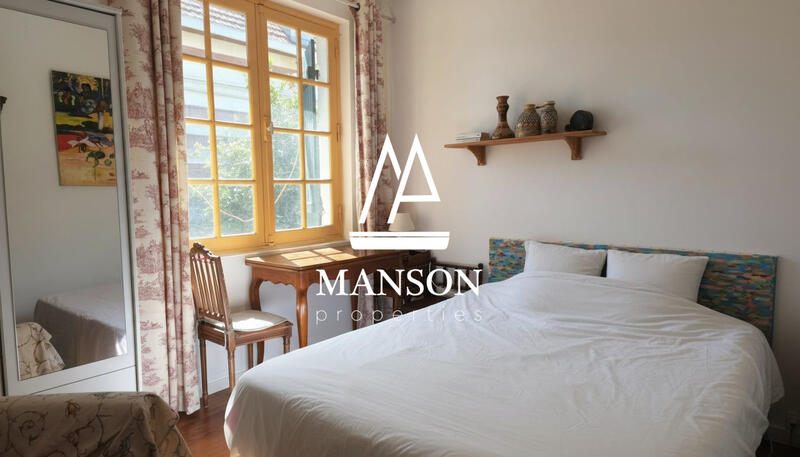 Maison - 139 m² - 10 pièces