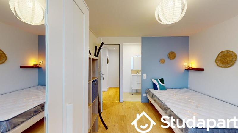 Chambre - 12 m² - 1 pièce