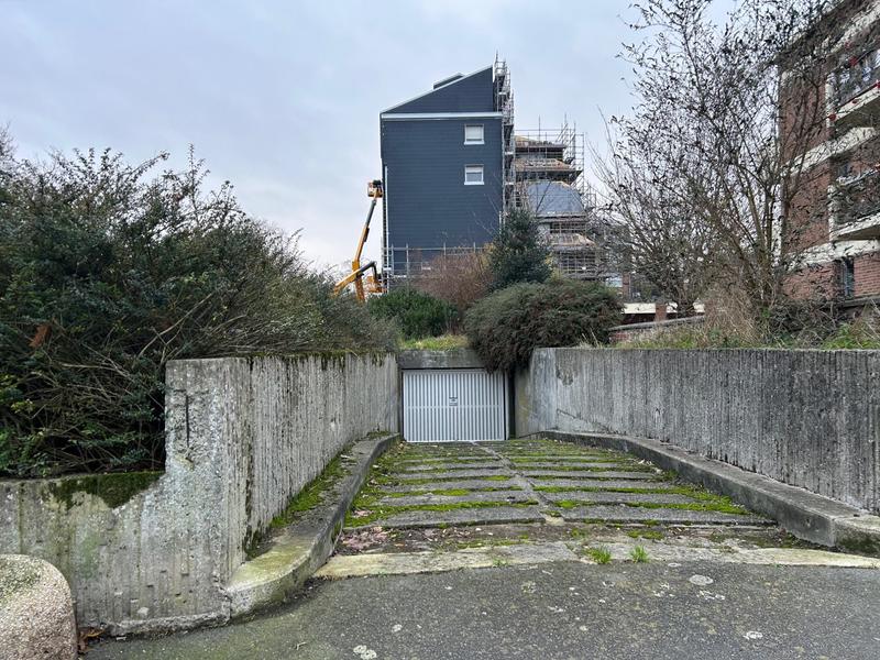 Parking / Garage - 15 m²