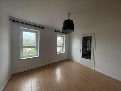 Appartement - 94 m² - 4 pièces