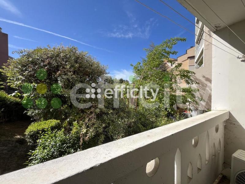 Appartement - 90 m² - 4 pièces