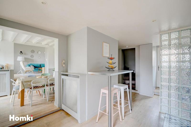 Maison - 181 m² - 6 pièces