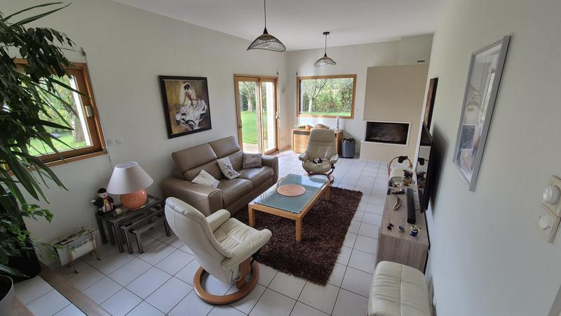 Maison - 108 m² - 6 pièces