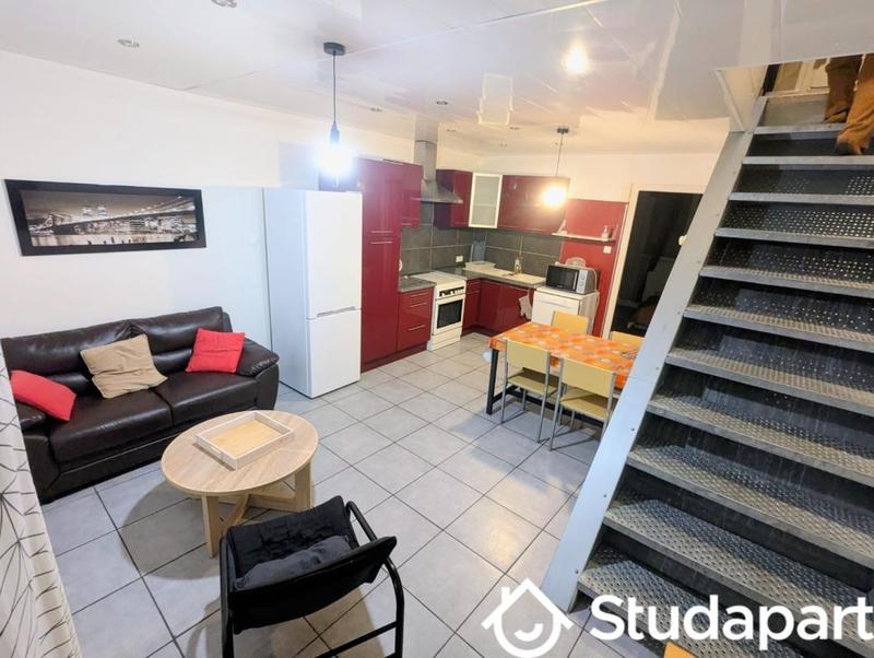 Chambre - 14 m² - 1 pièce