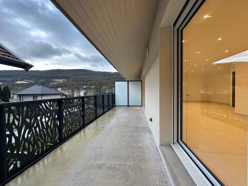 Appartement - 109 m² - 4 pièces