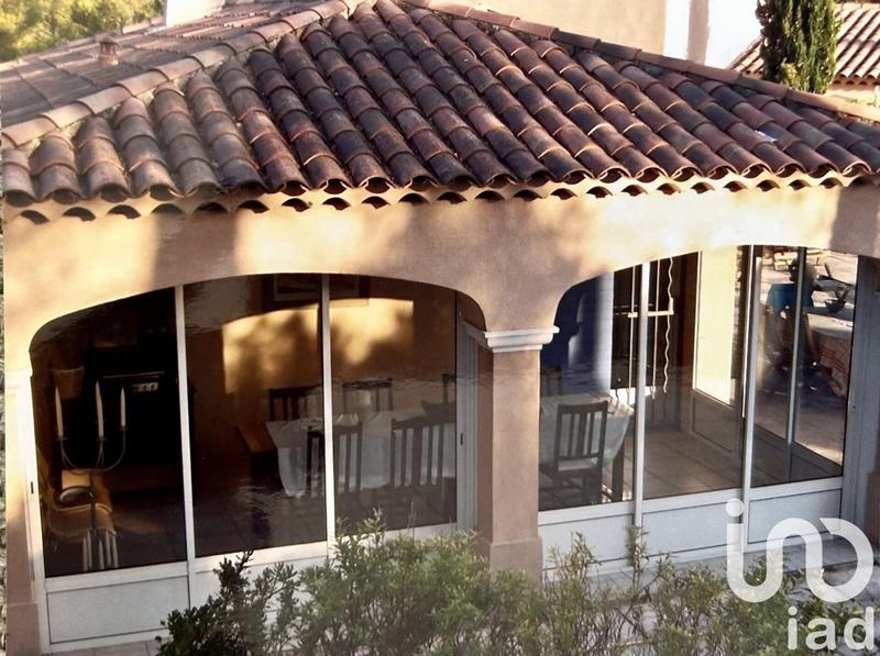 Maison - 230 m² - 6 pièces