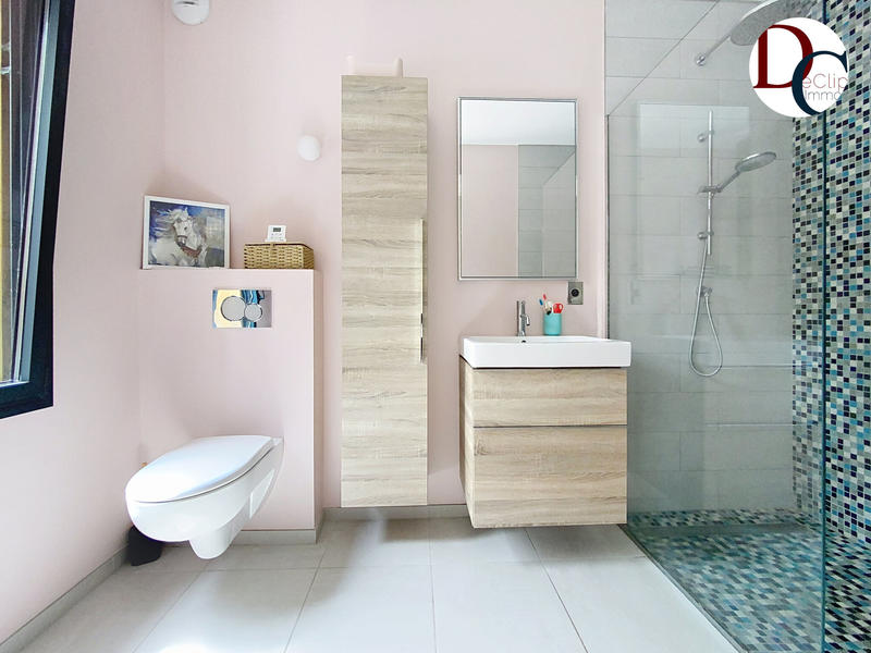 Maison - 500 m² - 12 pièces