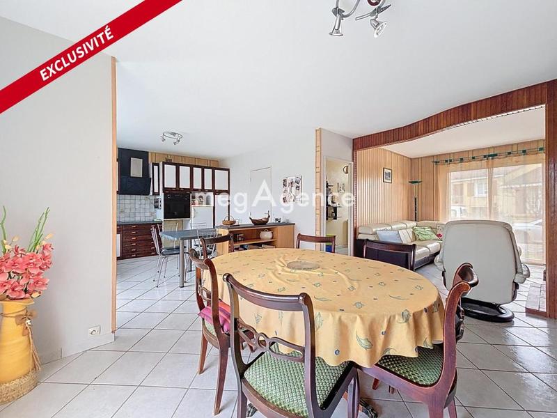 Maison - 107 m² - 7 pièces