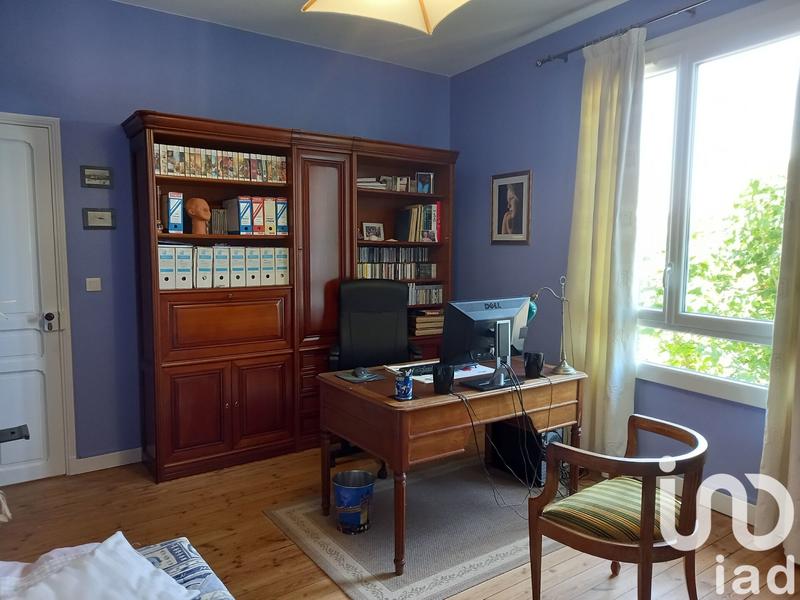 Maison - 230 m² - 9 pièces