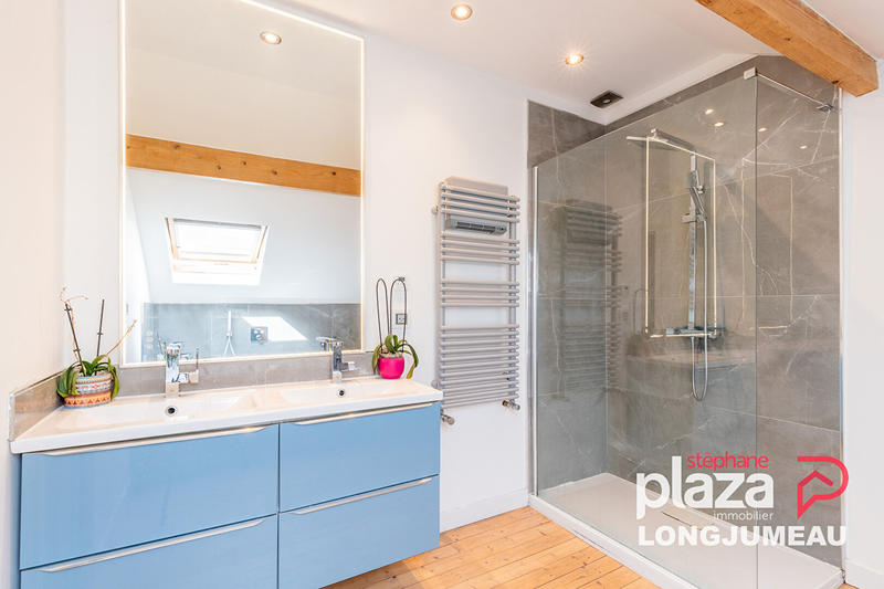 Maison - 103 m² - 5 pièces