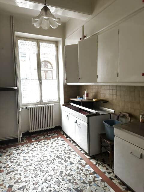 Maison de village - 270 m² - 8 pièces