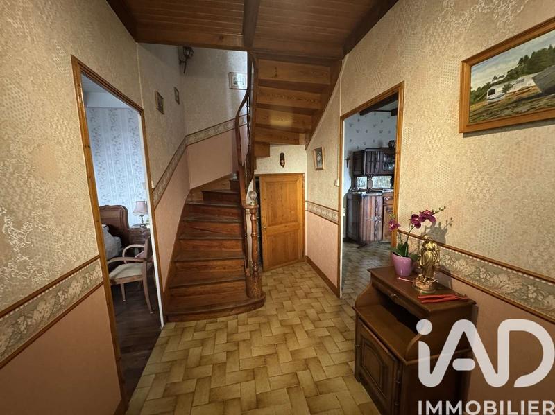 Maison - 196 m² - 10 pièces