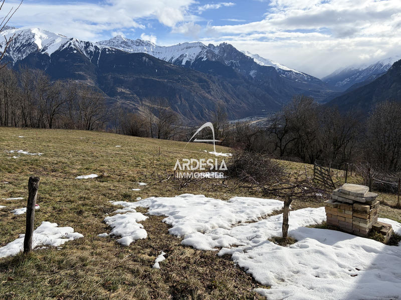Terrain - 1 615 m²