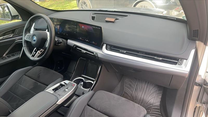 Bmw iX1 (U11) eDrive20 204 m Sport