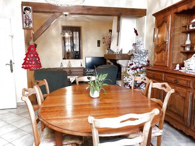 Maison de bourg - 133 m² - 7 pièces