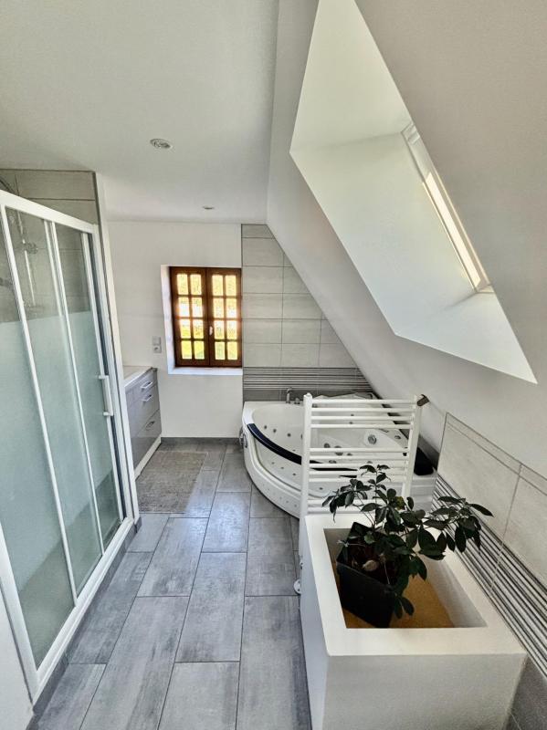 Maison - 165 m² - 6 pièces