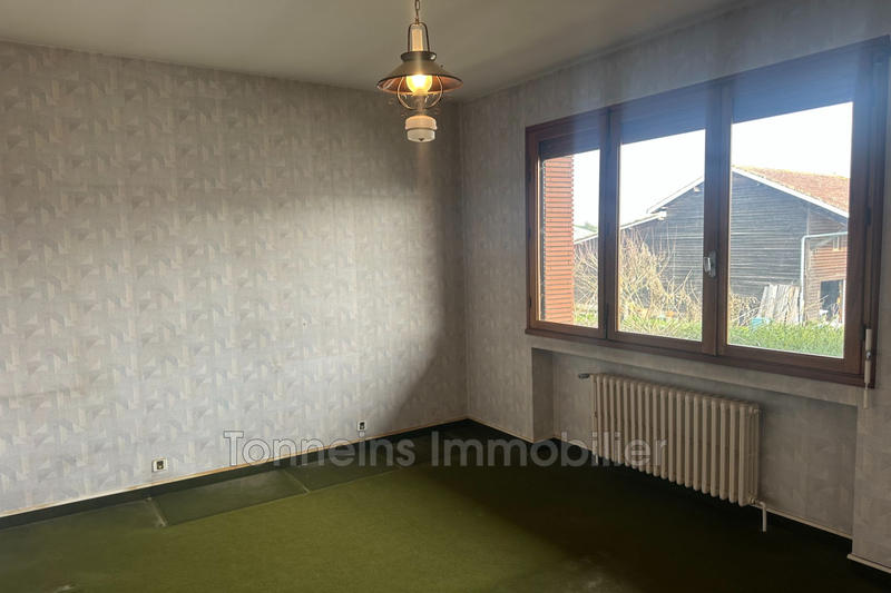 Maison - 3 370 m² - 5 pièces