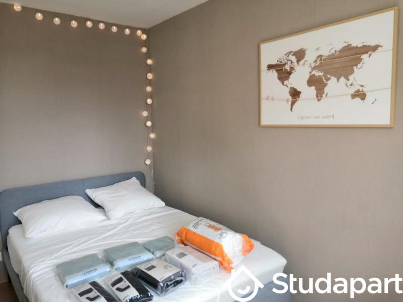 Chambre - 9 m² - 1 pièce