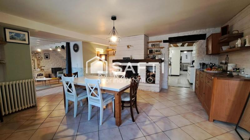 Maison - 200 m² - 9 pièces