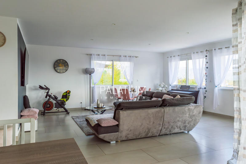 Maison - 168 m² - 5 pièces