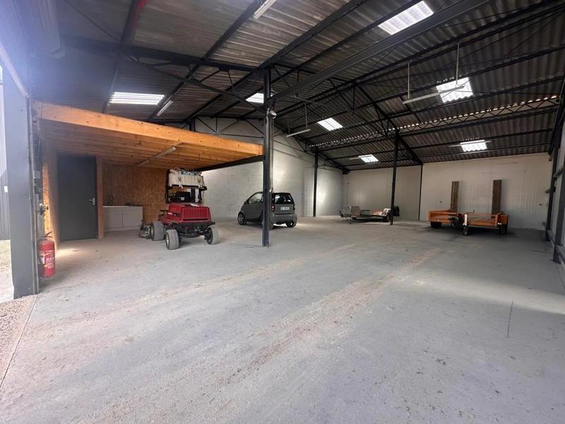 Entrepôt - 190 m²