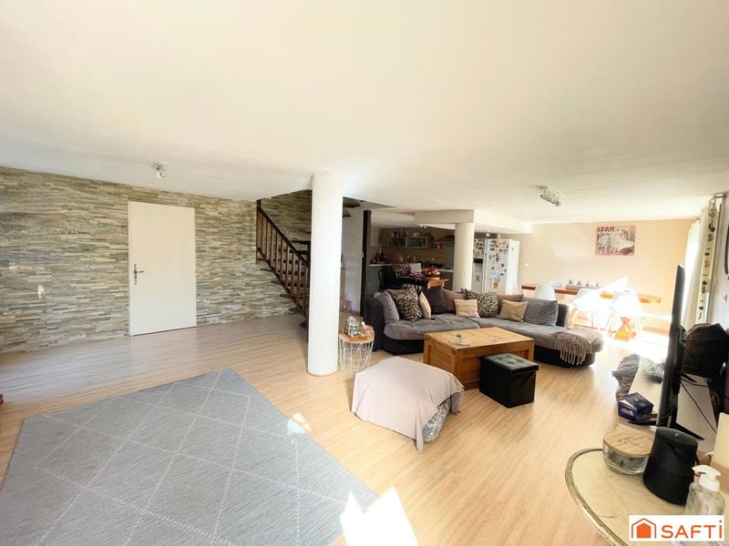 Maison - 165 m² - 5 pièces