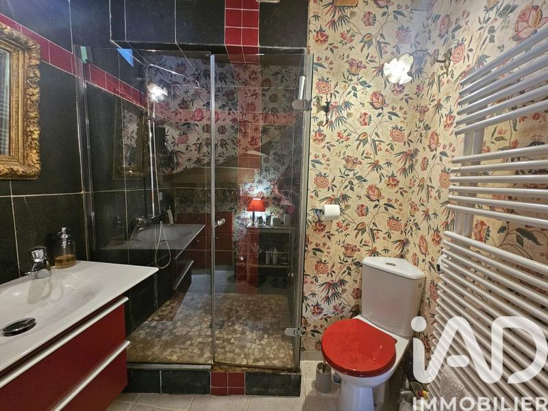 Maison - 292 m² - 8 pièces