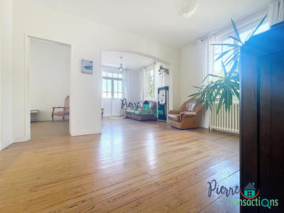 Maison - 120 m² - 3 pièces