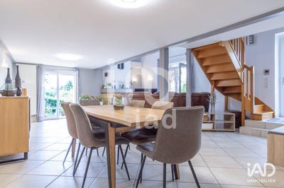 Maison - 110 m² - 4 pièces
