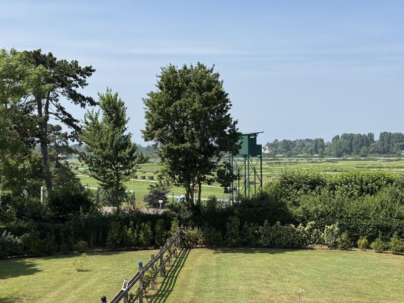 Maison - 200 m² - 6 pièces